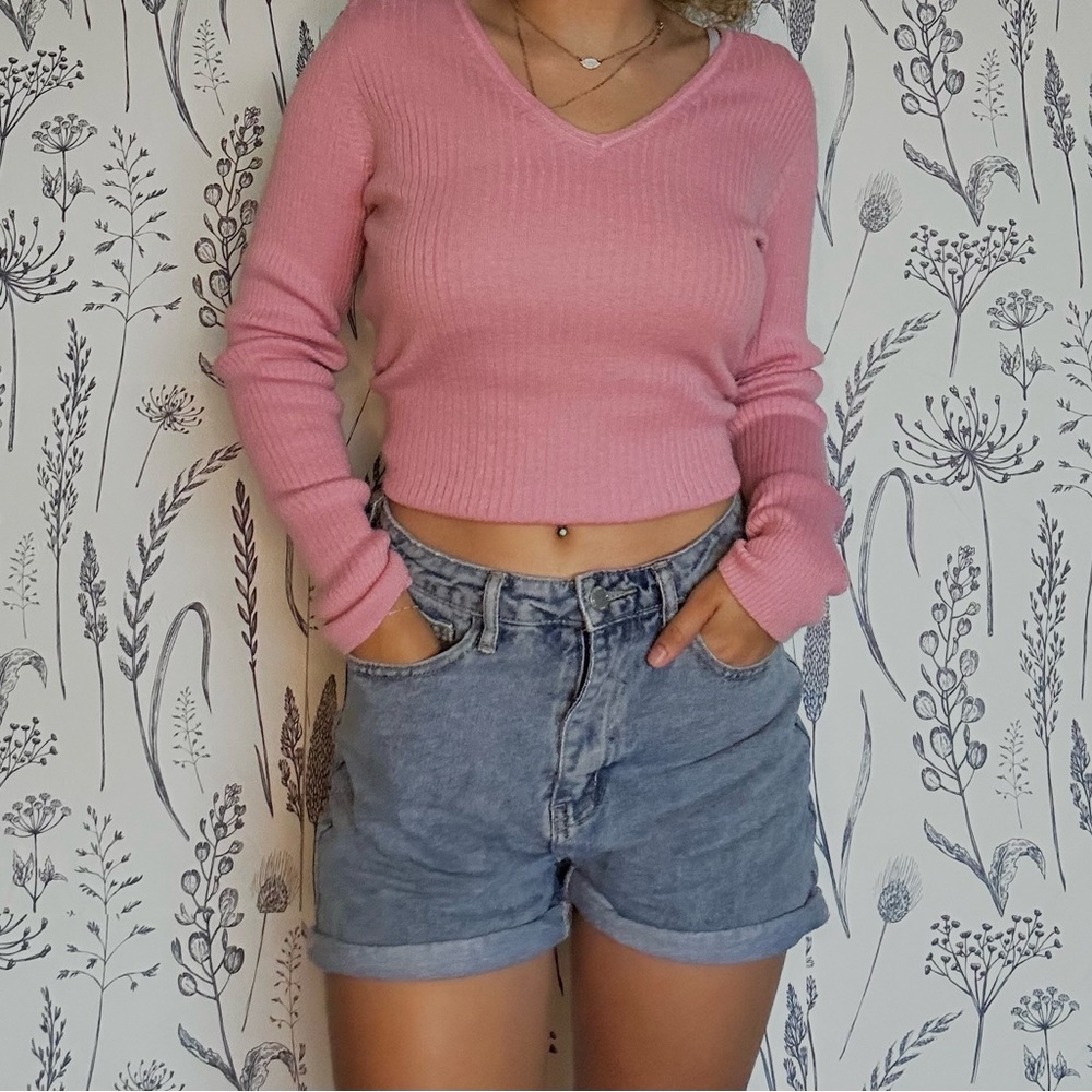 pink long sleeve 🪷